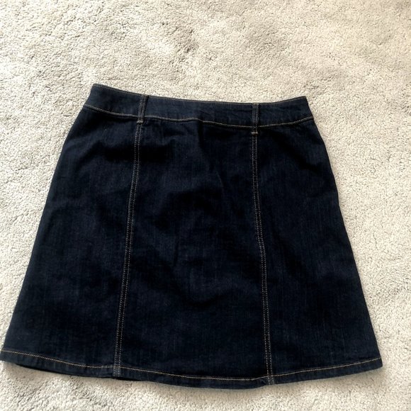 Denim Mini Skirt Button Front Size 06 - Picture 3 of 4